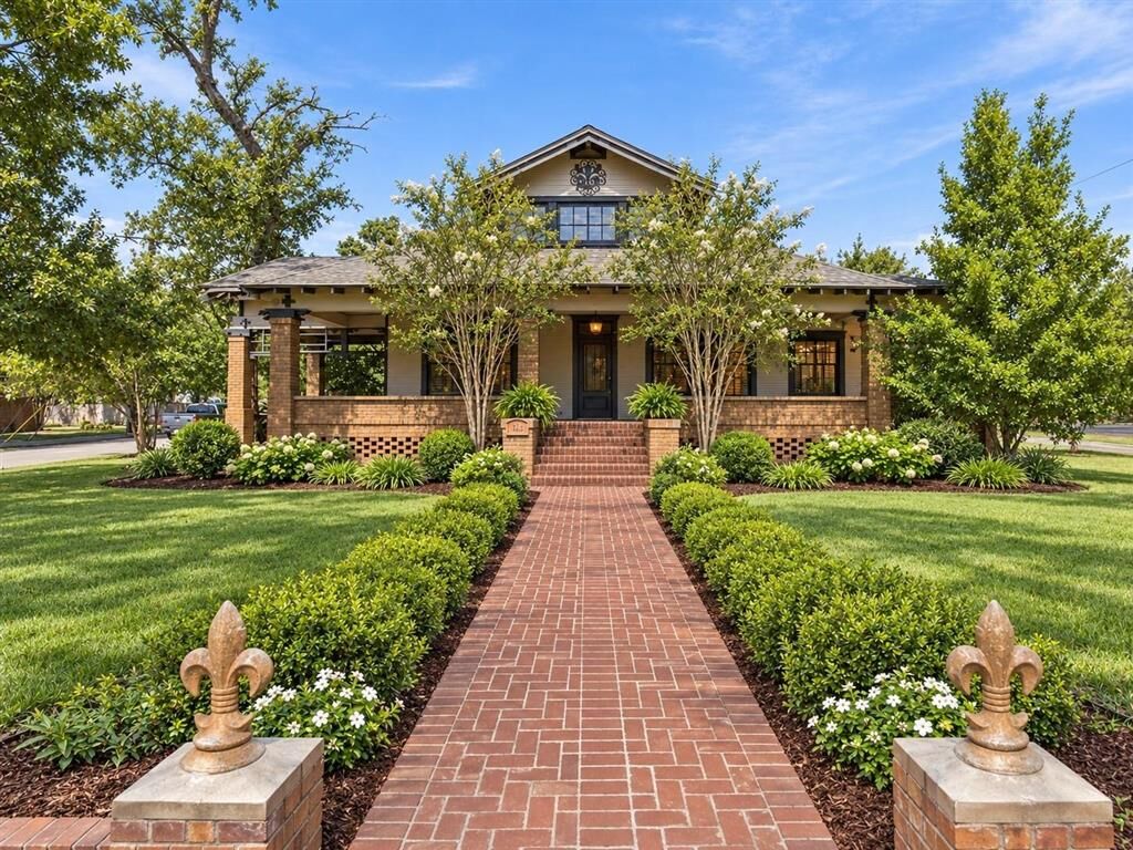 Property Photo: 130 Doctor Michael Debakey Drive LA 70601