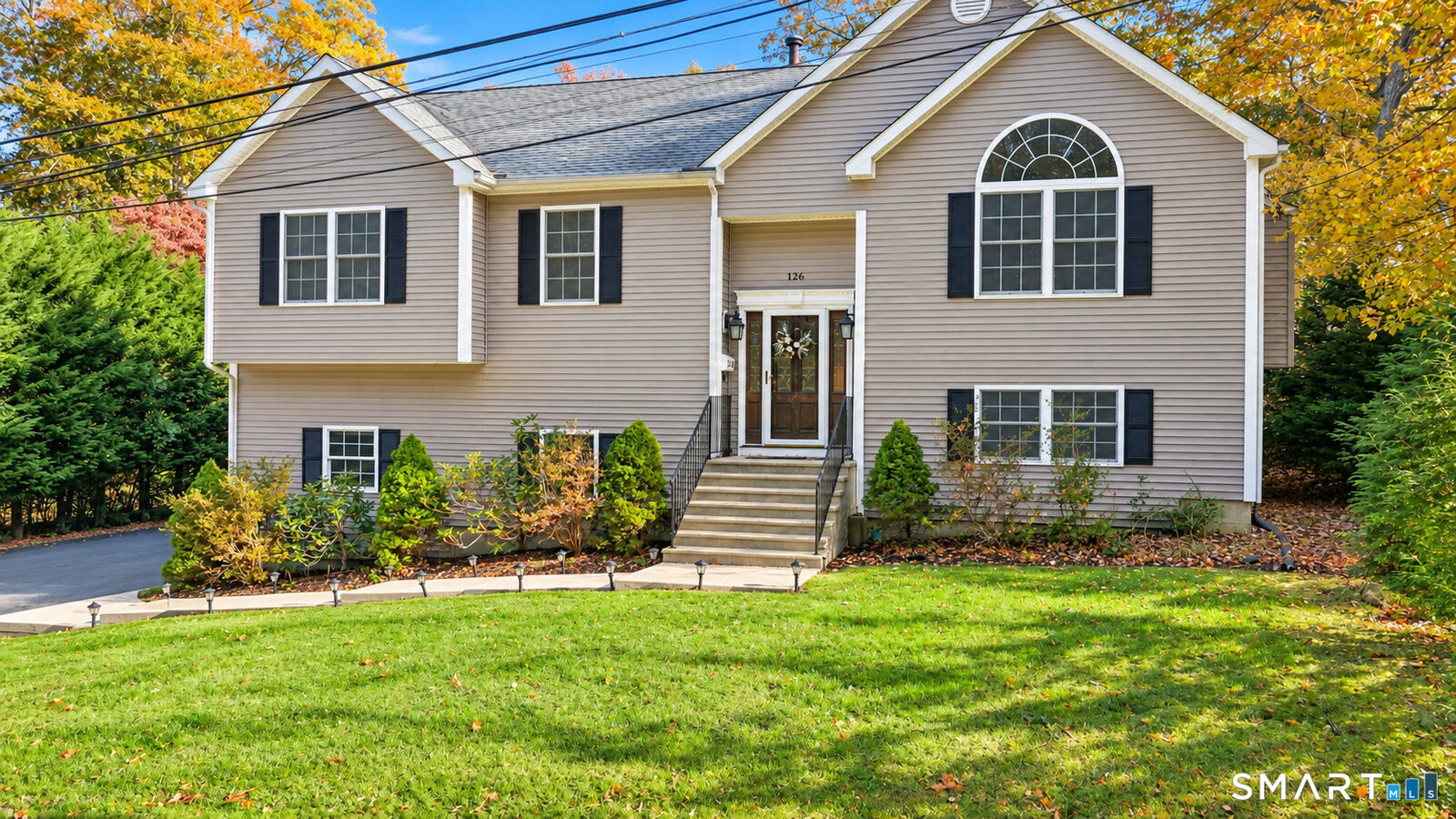 Property Photo:  126 Conrad Drive  CT 06515 