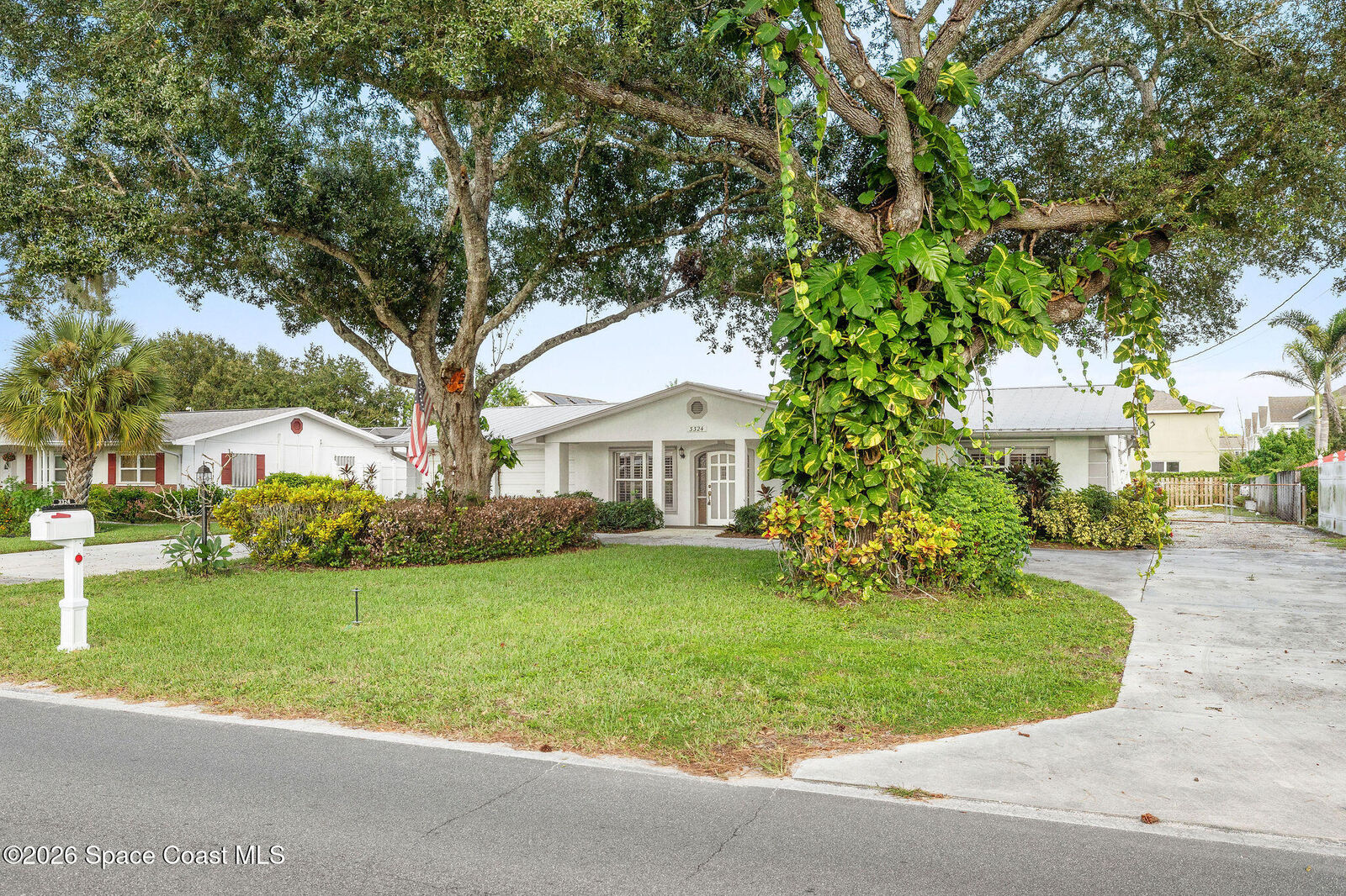 Property Photo:  3324 Sunrise Boulevard  FL 34982 
