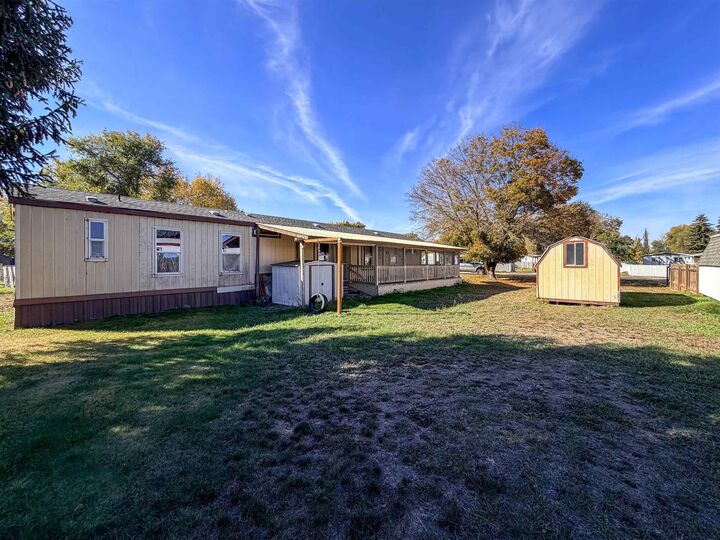 Property Photo: 686 Old Arden Hwy Unit #21 WA 99114