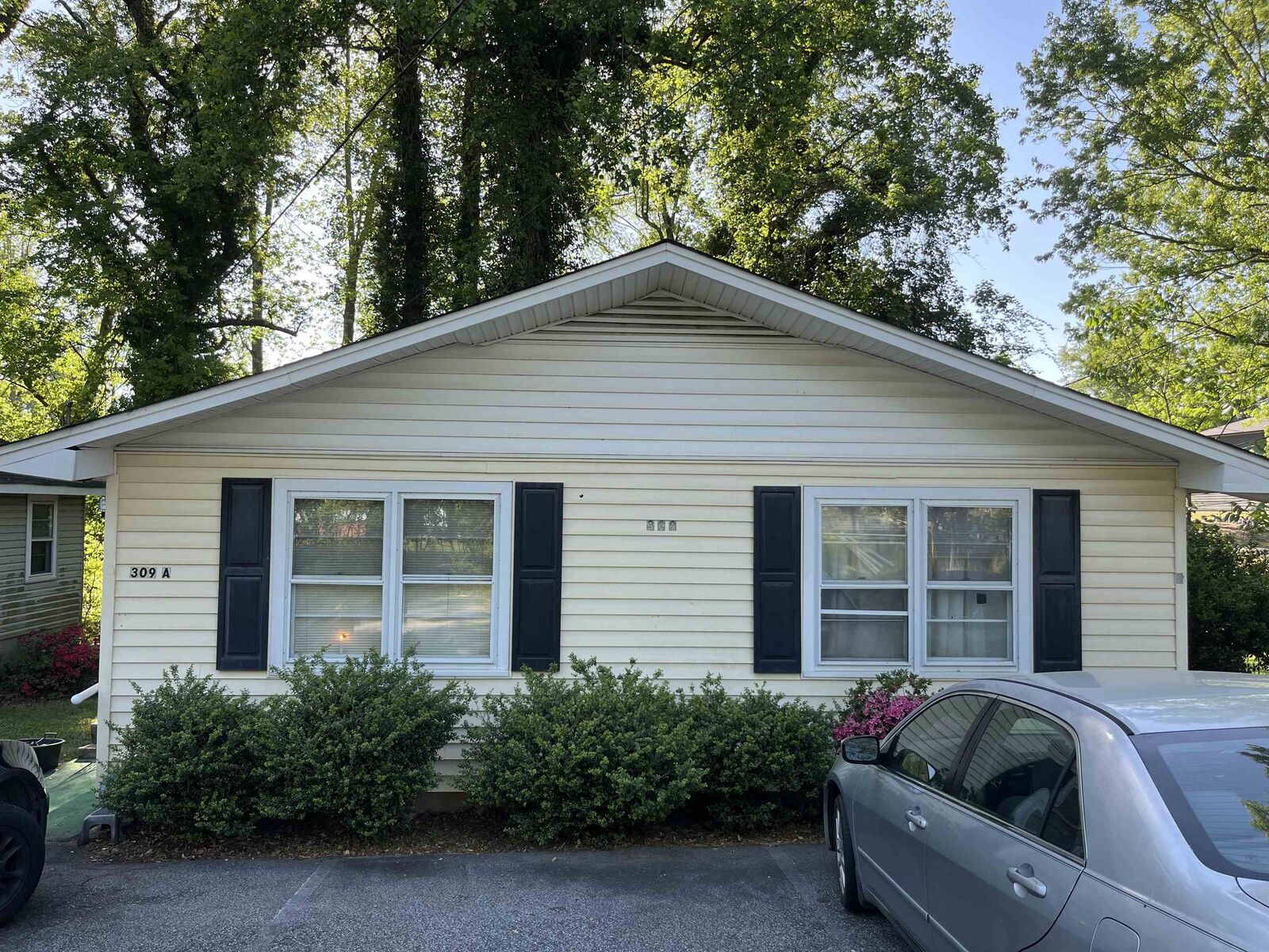 Property Photo:  309 Bahan Street  SC 29687 