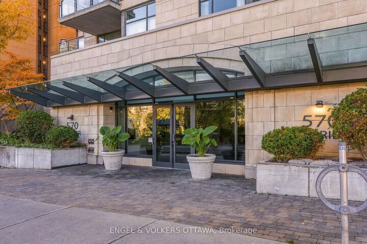 Property Photo:  570 Laurier Avenue 406  ON K1R 1C8 