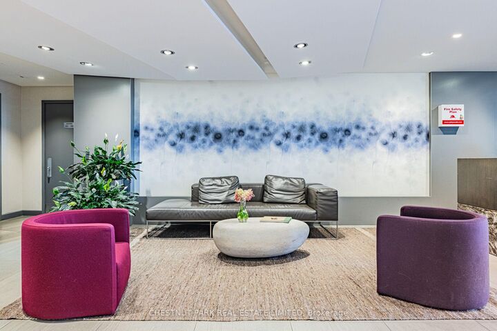 Property Photo:  3 McAlpine Street 803  ON M5R 3T5 