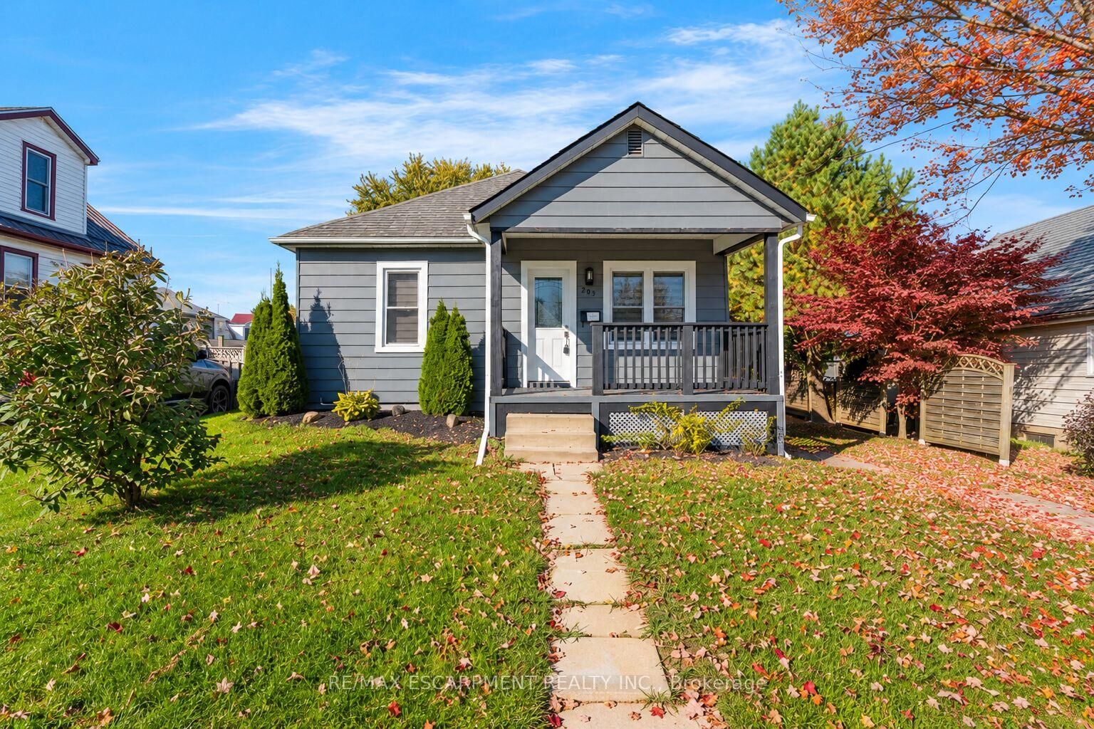 Property Photo: 205 Stanley Street ON N3Y 1M9