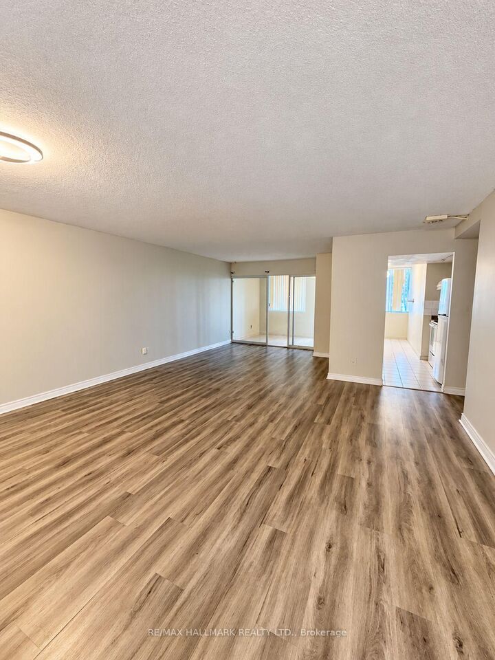 Property Photo:  80 Alton Towers Circle 508  ON M1V 5E8 