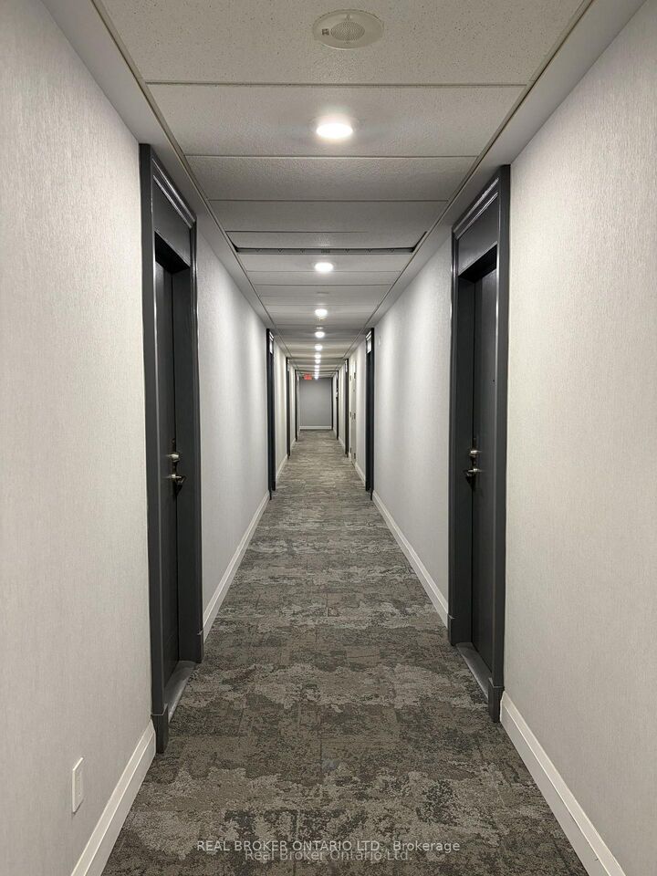 Property Photo: 51 Lower Simcoe Street 605 ON M5J 3A2