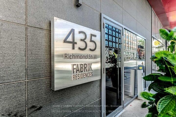 Property Photo:  435 Richmond Street W 1505  ON M5V 0N3 