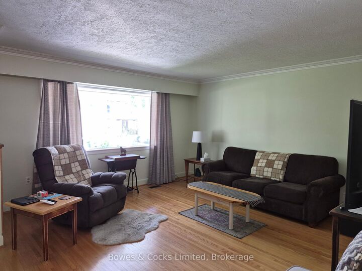 Property Photo:  101 Russell Street  ON K9V 2X5 
