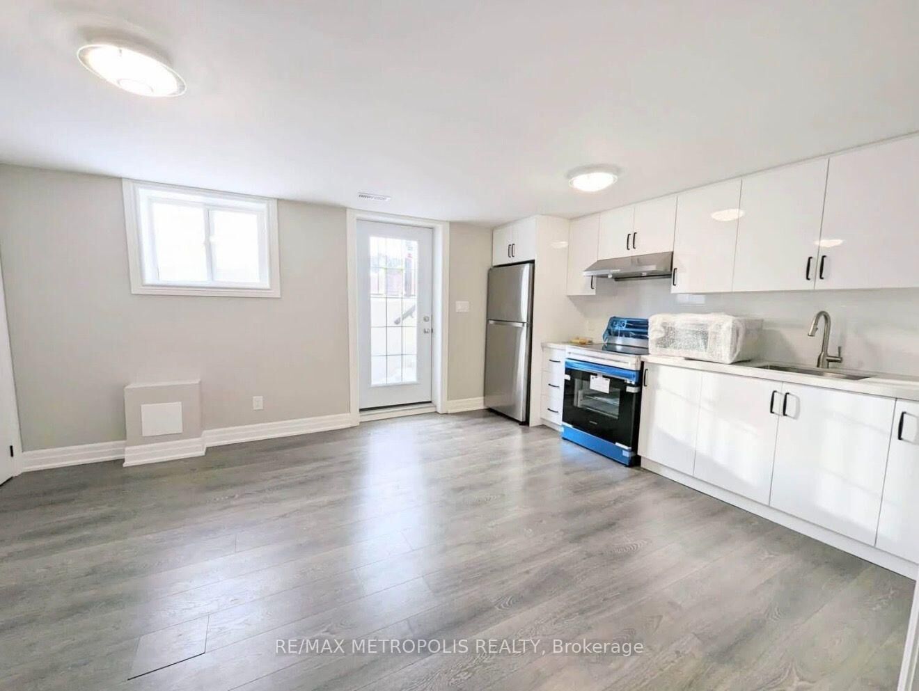 Property Photo: 38 O'Dell Court Bsmt ON L1S 2W7