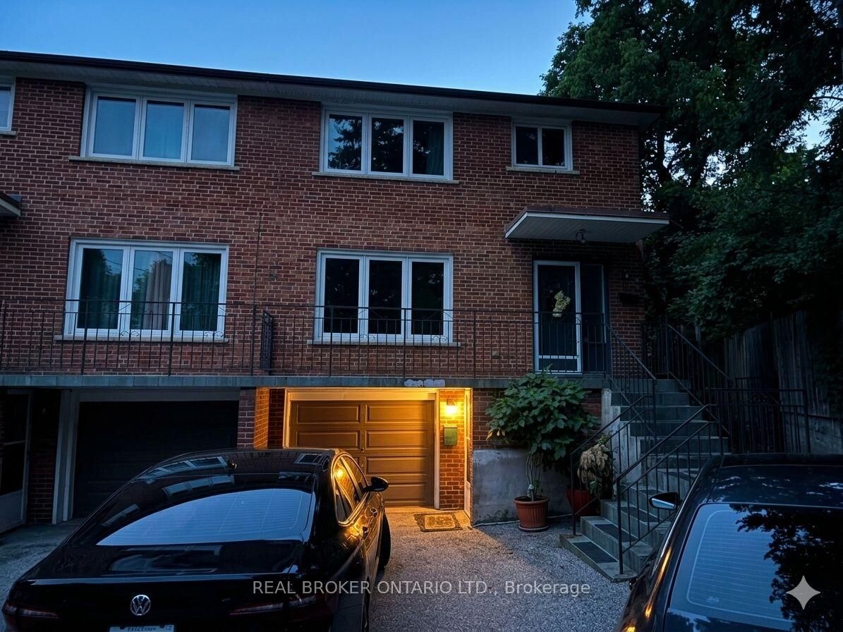 Property Photo:  14 Gooch Court Lower Level  ON M6S 2N8 