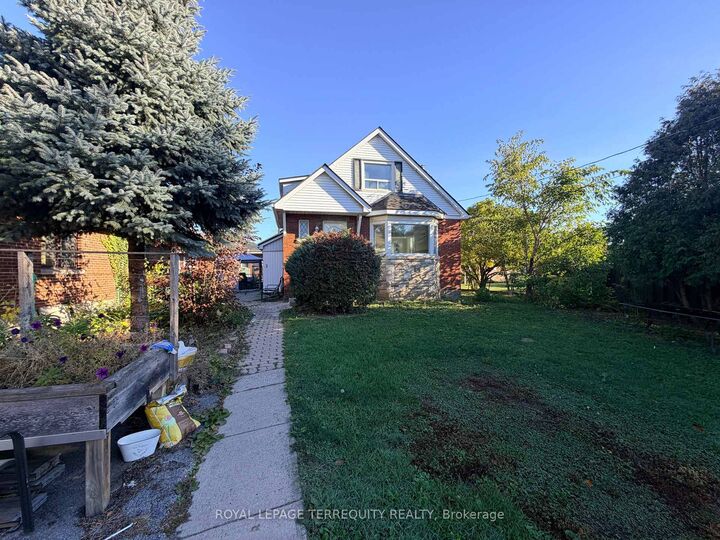 Property Photo:  1031 Fennell Avenue E 1  ON L8T 1R5 