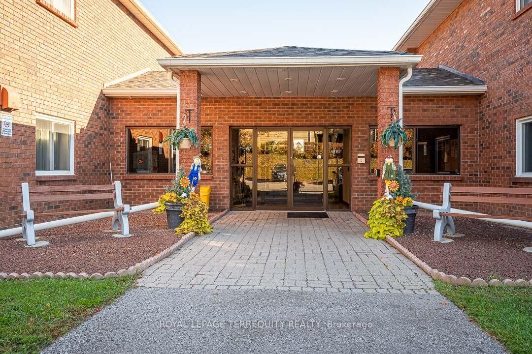 Property Photo: 475 Parkhill Road W 211 ON K9H 7M5