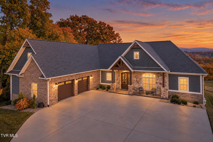 Property Photo:  337 Sunset Ridge Court  TN 37615 