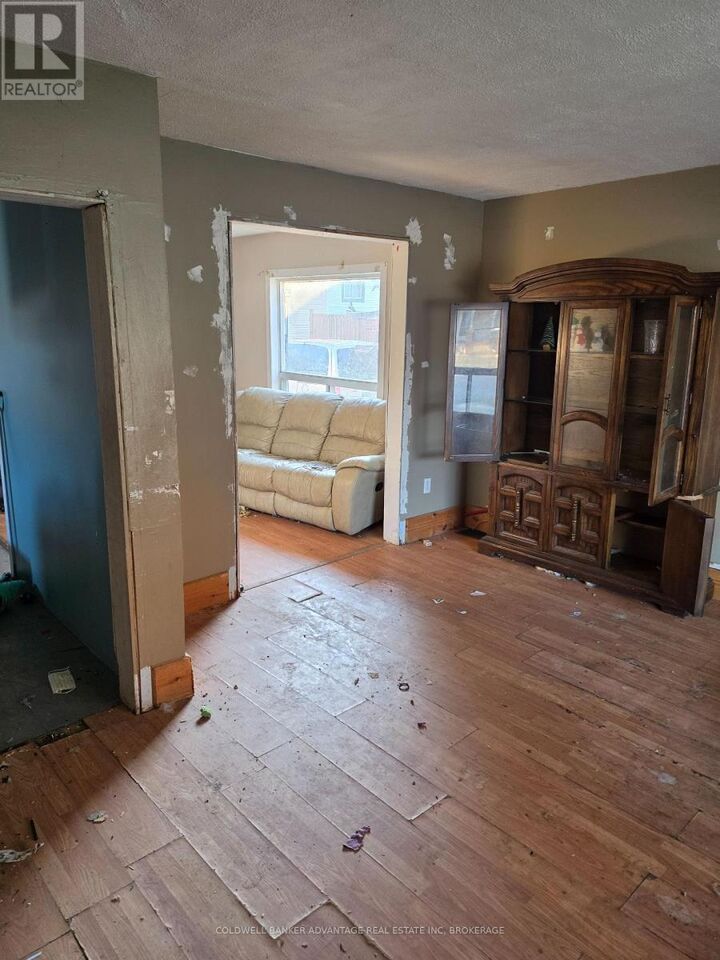 Property Photo:  311 Bell Street  ON L3K 1J5 