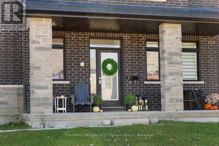 Property Photo:  1000 Eider Street  ON K4M 0P5 
