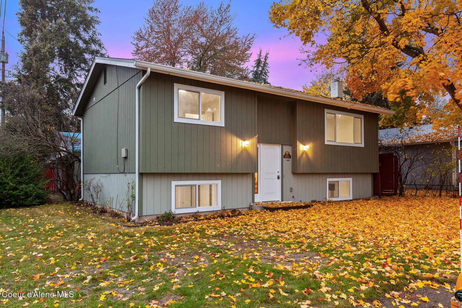 Property Photo:  1014 E Gilbert Ave  ID 83815 