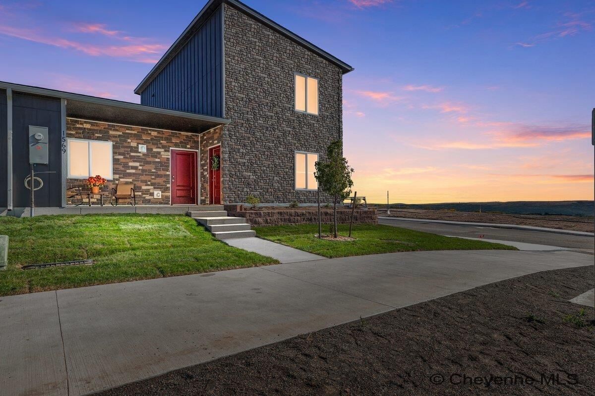 Property Photo:  1549 York Ave  WY 82007 