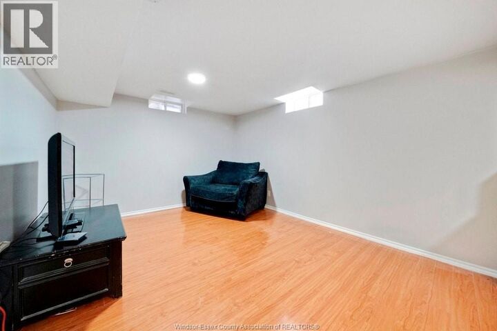 Property Photo:  143 Rouge River Drive  ON M1B 6G2 
