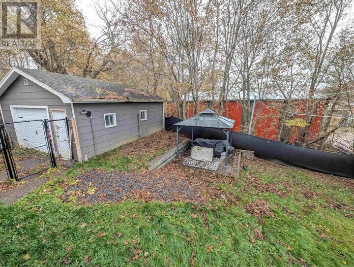 Property Photo:  9 Ettinger Hill  NS B0N 2H0 