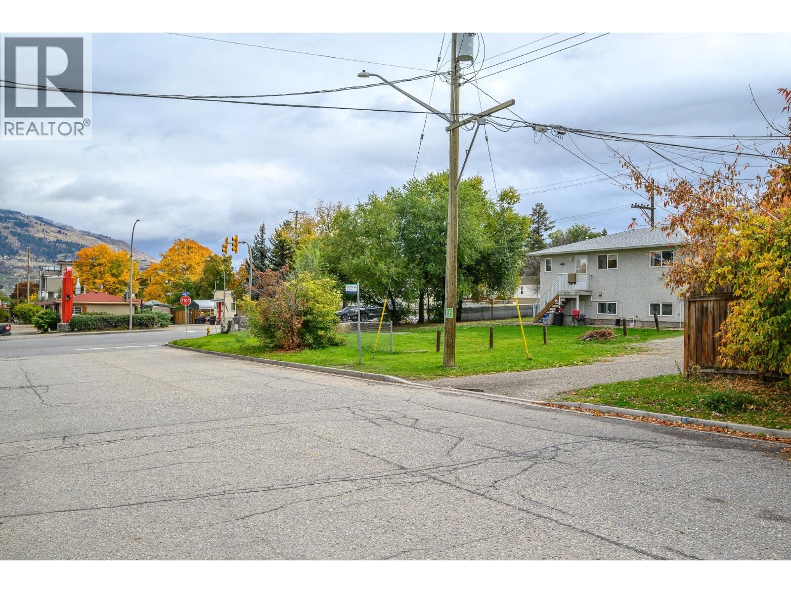 Property Photo:  3202 16 Avenue  BC V1T 3X4 