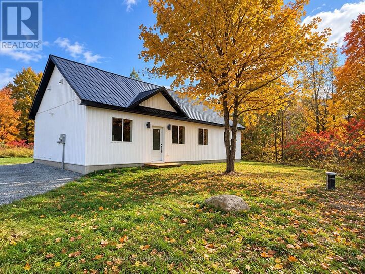 Property Photo:  5498 Hinchinbrooke Road  ON K0H 2W0 