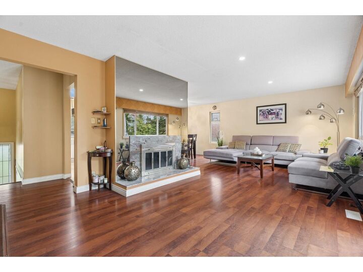 Property Photo:  7285 112 Street  BC V4C 4V6 