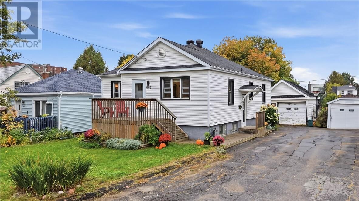 Property Photo:  697 Prete Street  ON P3E 3X4 