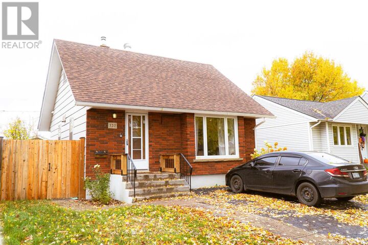 Property Photo:  737 Syndicate Avenue North  ON P7C 3X3 