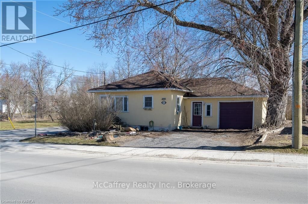 Property Photo:  2565 County Road 4  ON K0K 1J0 