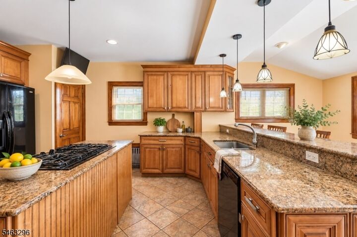 Property Photo: 14 Dawson Ave NJ 07052