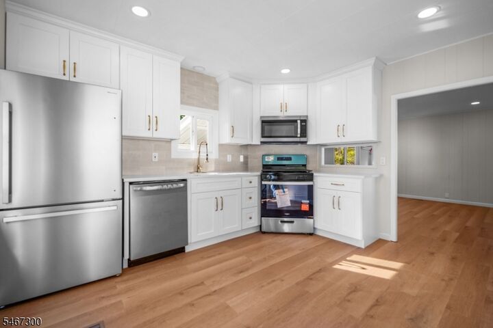 Property Photo:  46 Orchard St 1  NJ 07860 