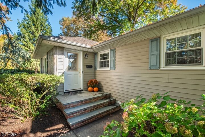 Property Photo:  412 Harristown Rd  NJ 07452 