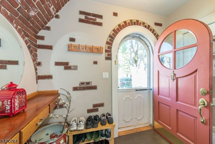 Property Photo:  723 Bryant St  NJ 07065 