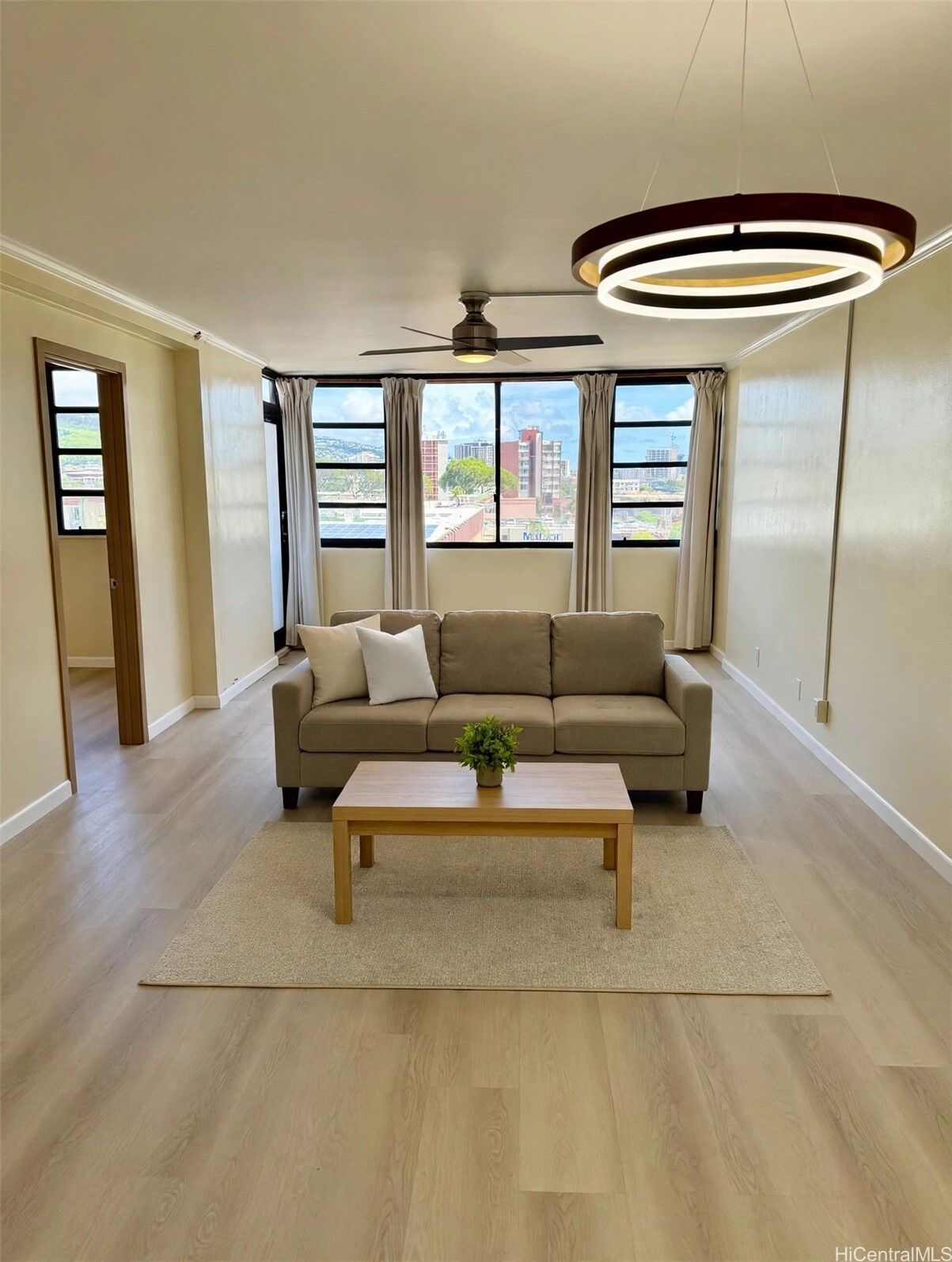 Property Photo:  750 Kaheka Street 404  HI 96814 