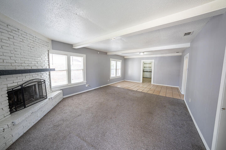 Property Photo: 2119 15th Street TX 79401