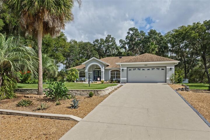 Property Photo:  3081 E Berwick Court  FL 34442 