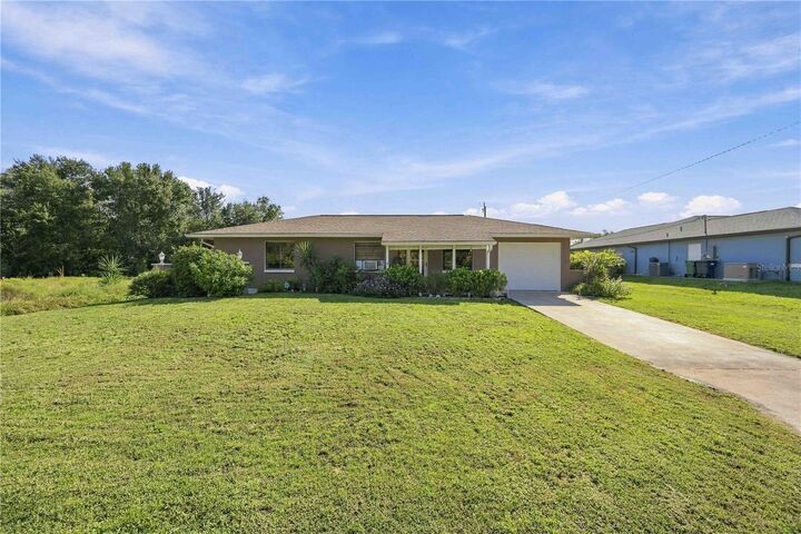 Property Photo:  7320 Yardley Street  FL 34224 