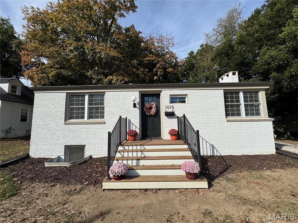 Property Photo:  1015 Kaskaskia Street  IL 62263 