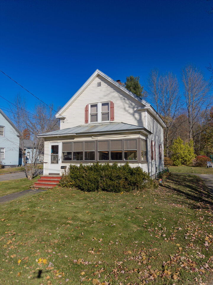 Property Photo: 11 Rowe Street ME 04953