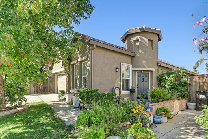 Property Photo:  9401 Dante Court  CA 95624 