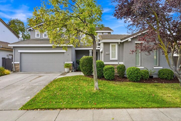 Property Photo:  1774 Irongate Way  CA 95835 