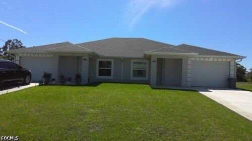 Property Photo:  1116 Augusta Street E  FL 33974 