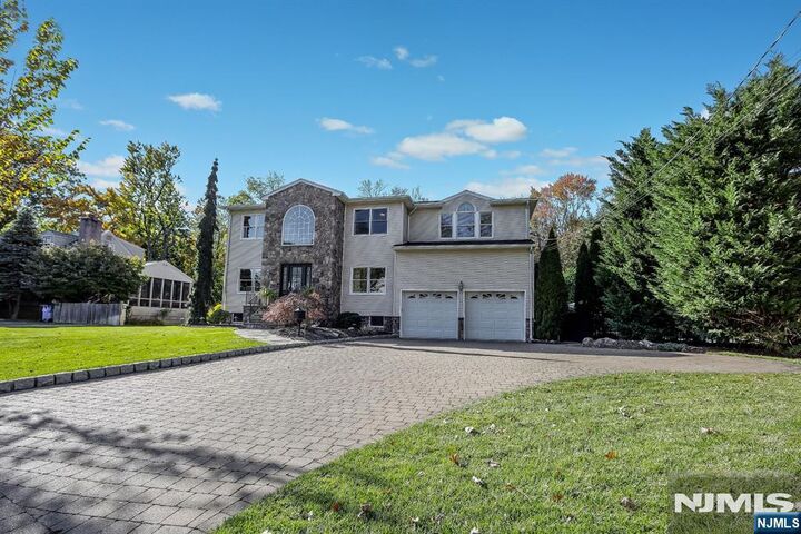 Property Photo:  18 Clauss Avenue  NJ 07652 
