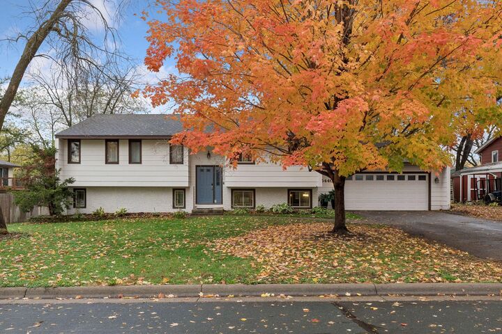 Property Photo: 5440 Brooks Circle SE MN 55372