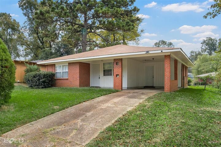 Property Photo:  3825 Merwin  LA 71109 