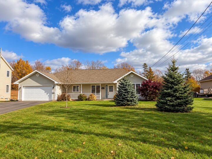 Property Photo:  156 Crozier Drive  PE C1N 6C3 