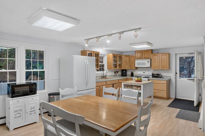 Property Photo: 17 Notre Dame MA 01453