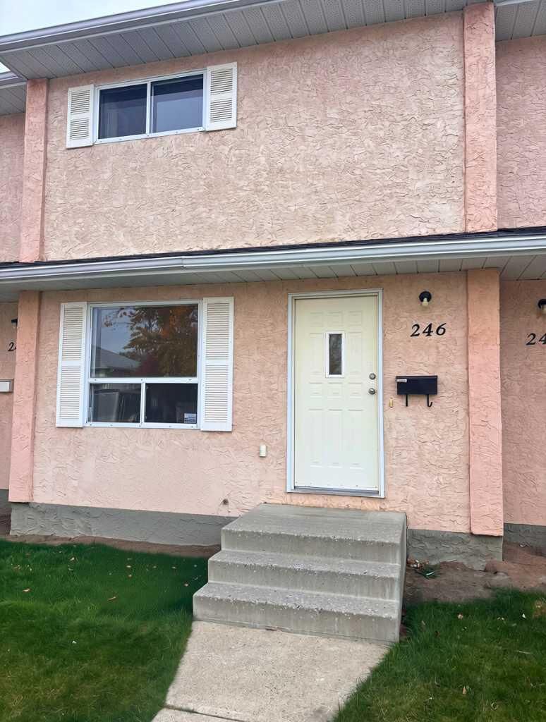 Property Photo: 246 Mt Alderson Crescent W AB T1K 6V8