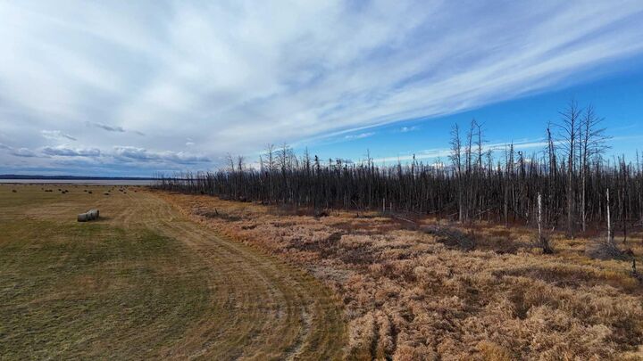 Property Photo:  54014 Range Road 93  AB T0E 2M0 
