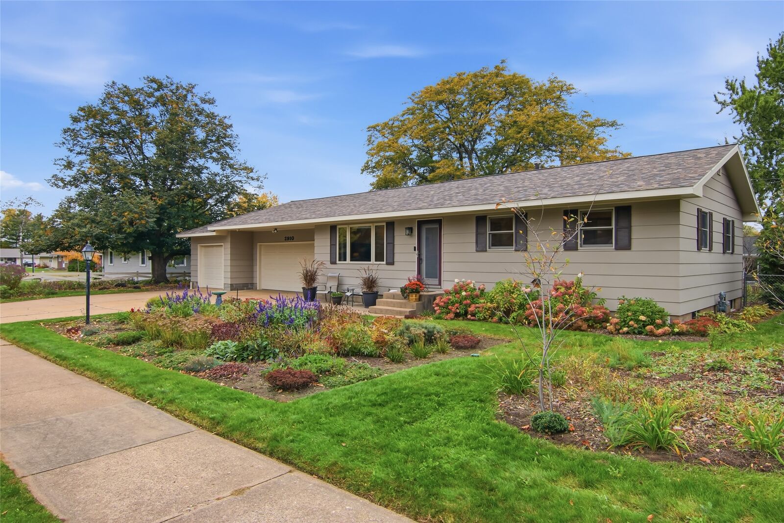 Property Photo: 2910 Terry Lane WI 54703